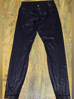 lululemon Black Shine / Radient Foil Black Finish